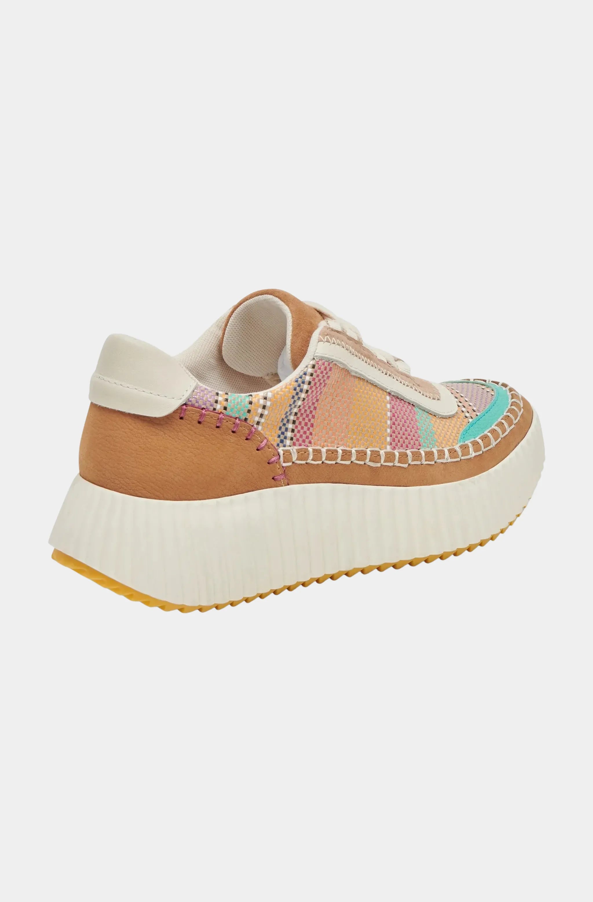 Dolen Sneakers
