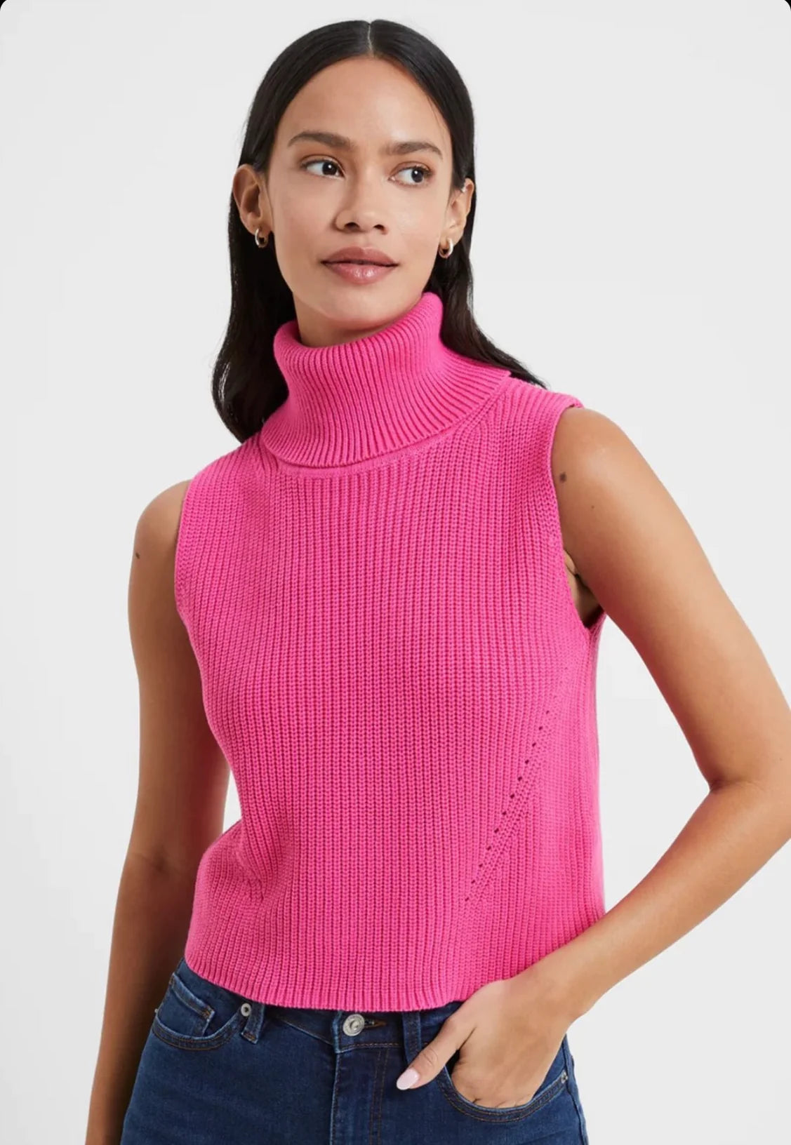 Mozart Cropped Sleeveless Jumper
