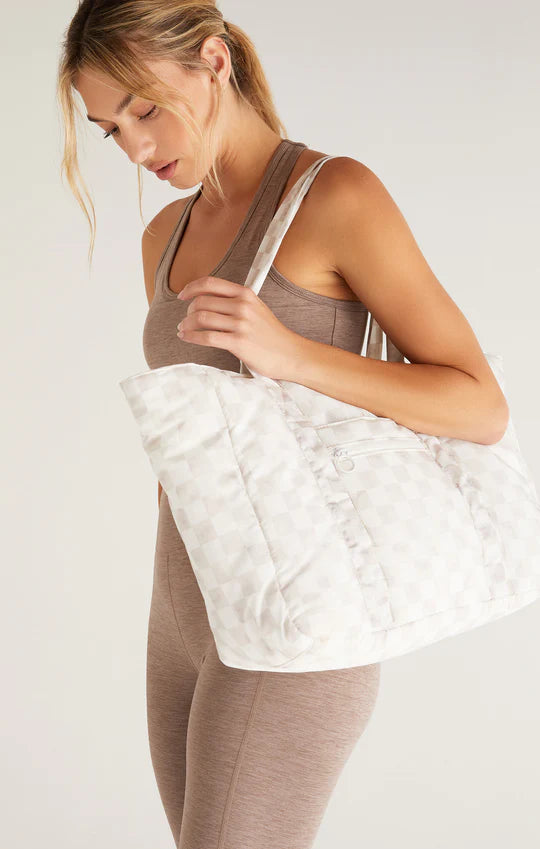 Pack It In Checker Tote in Sandstone
