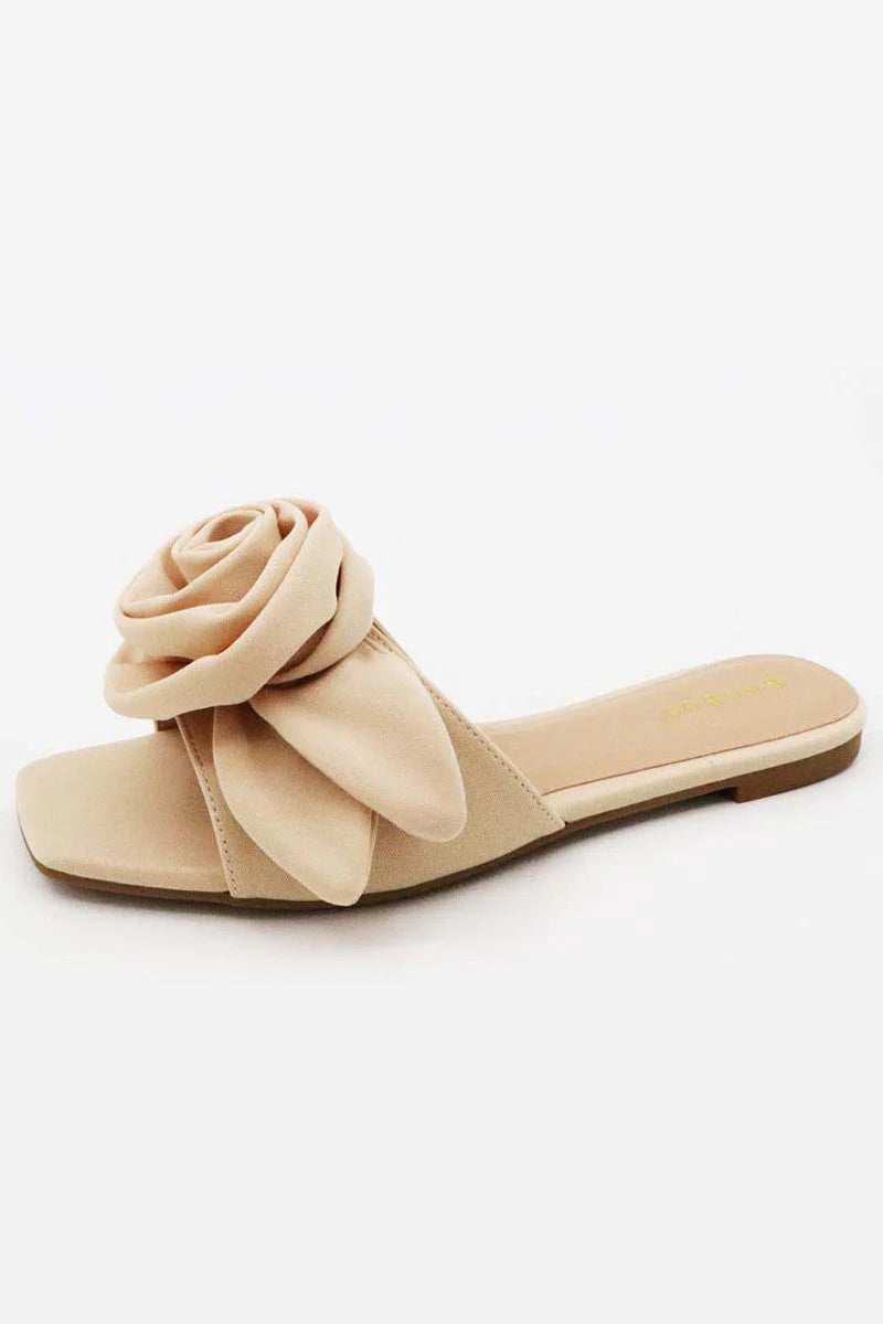 Bloom Sandals in Nude
