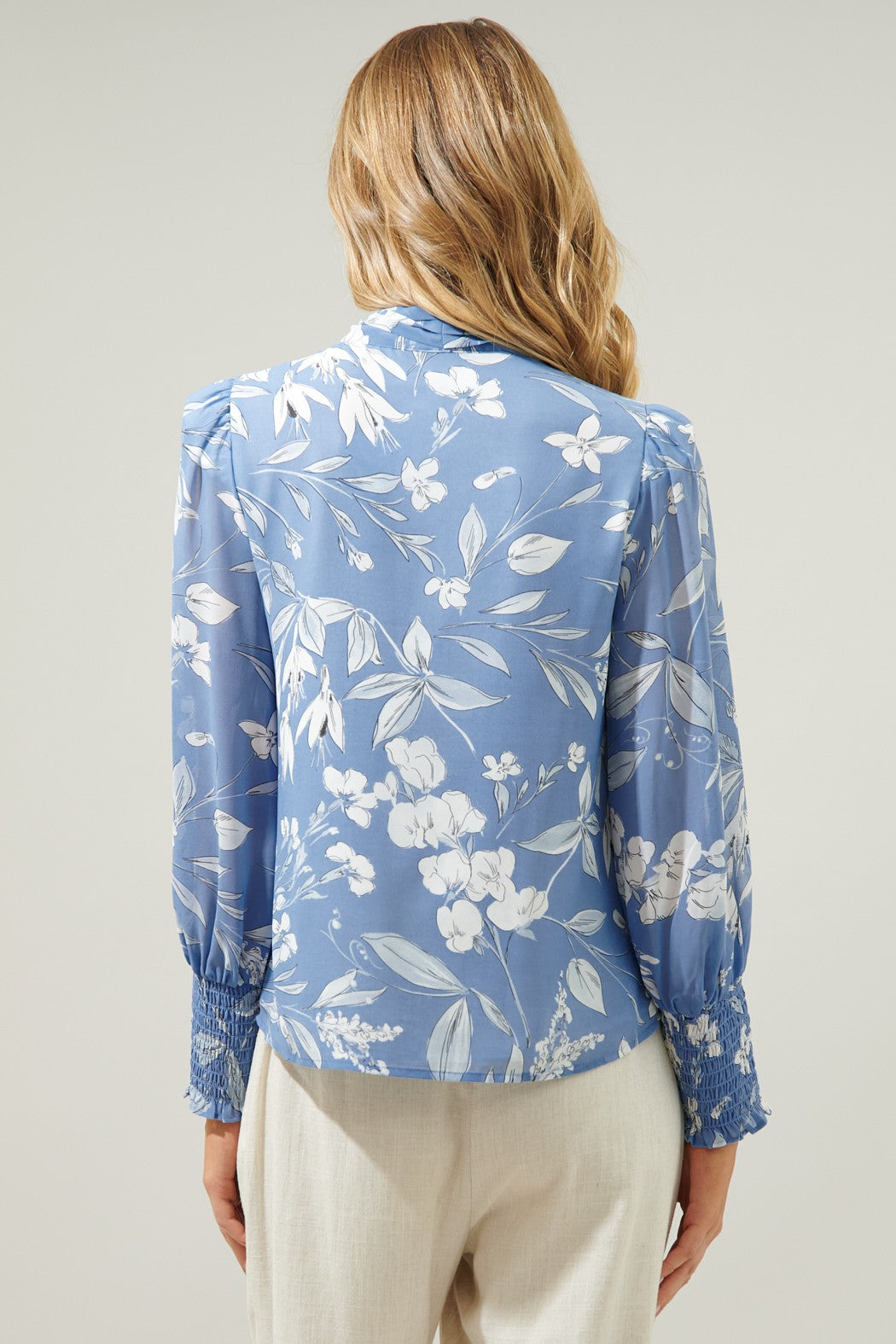 Brielle Blouse in Floral Dusty Blue