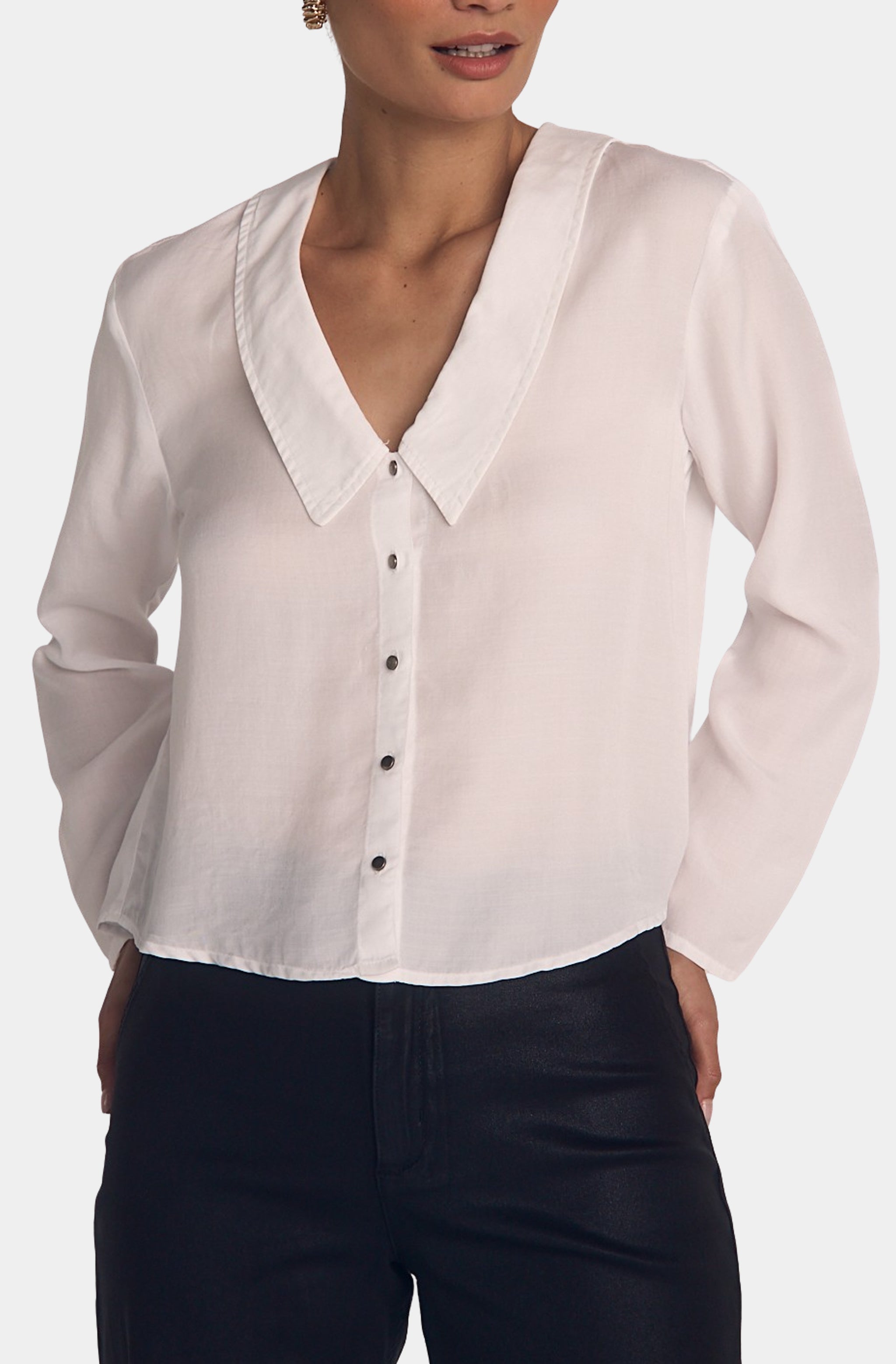 Tops – Hemline Mandeville