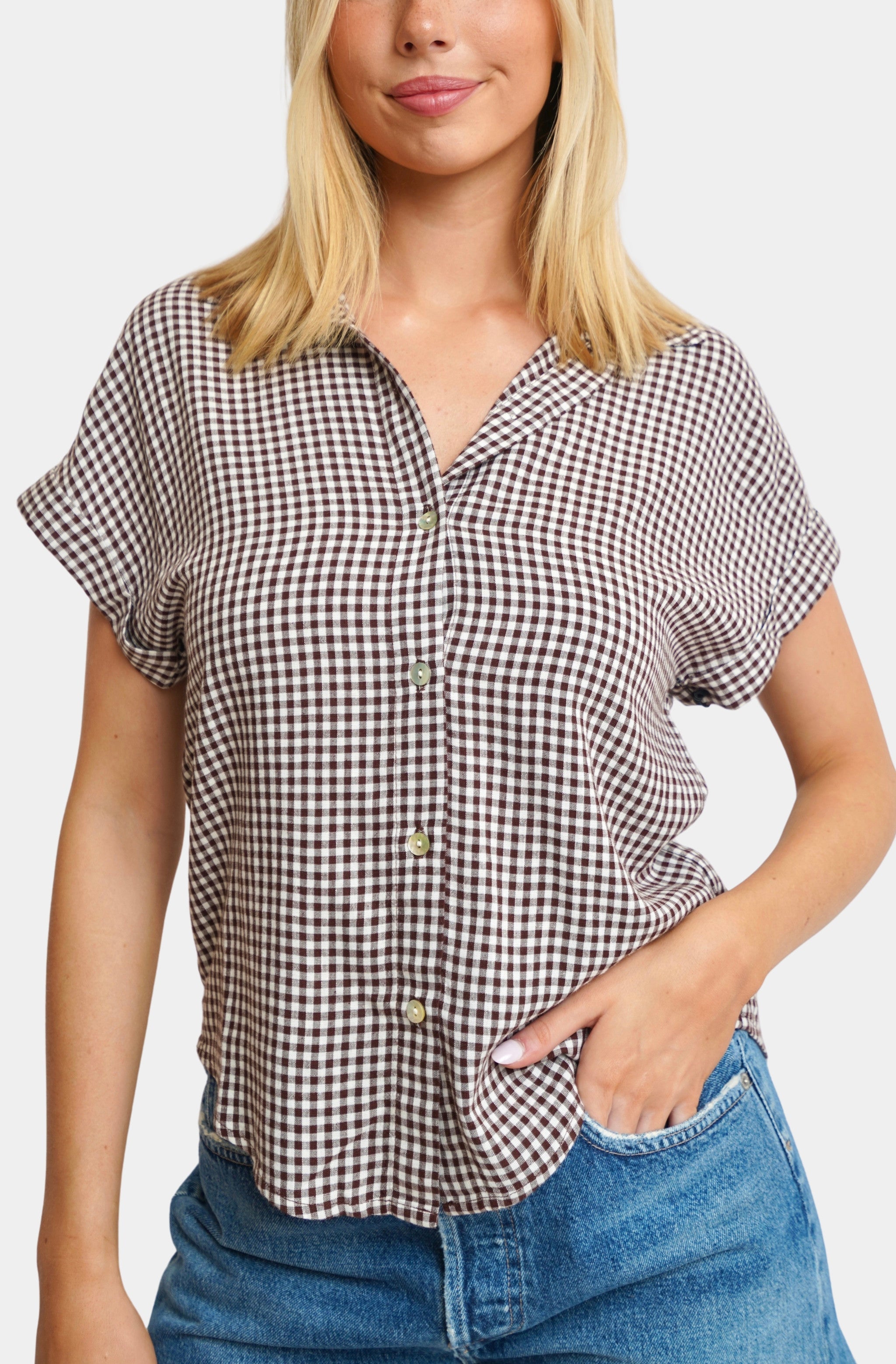Short Roll Sleeve Shirt