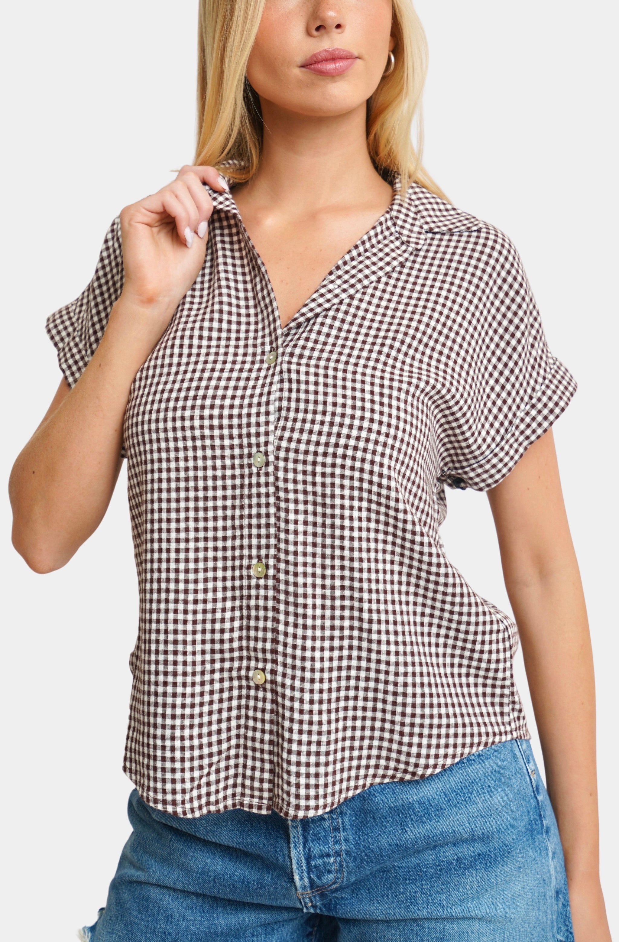 Short Roll Sleeve Shirt