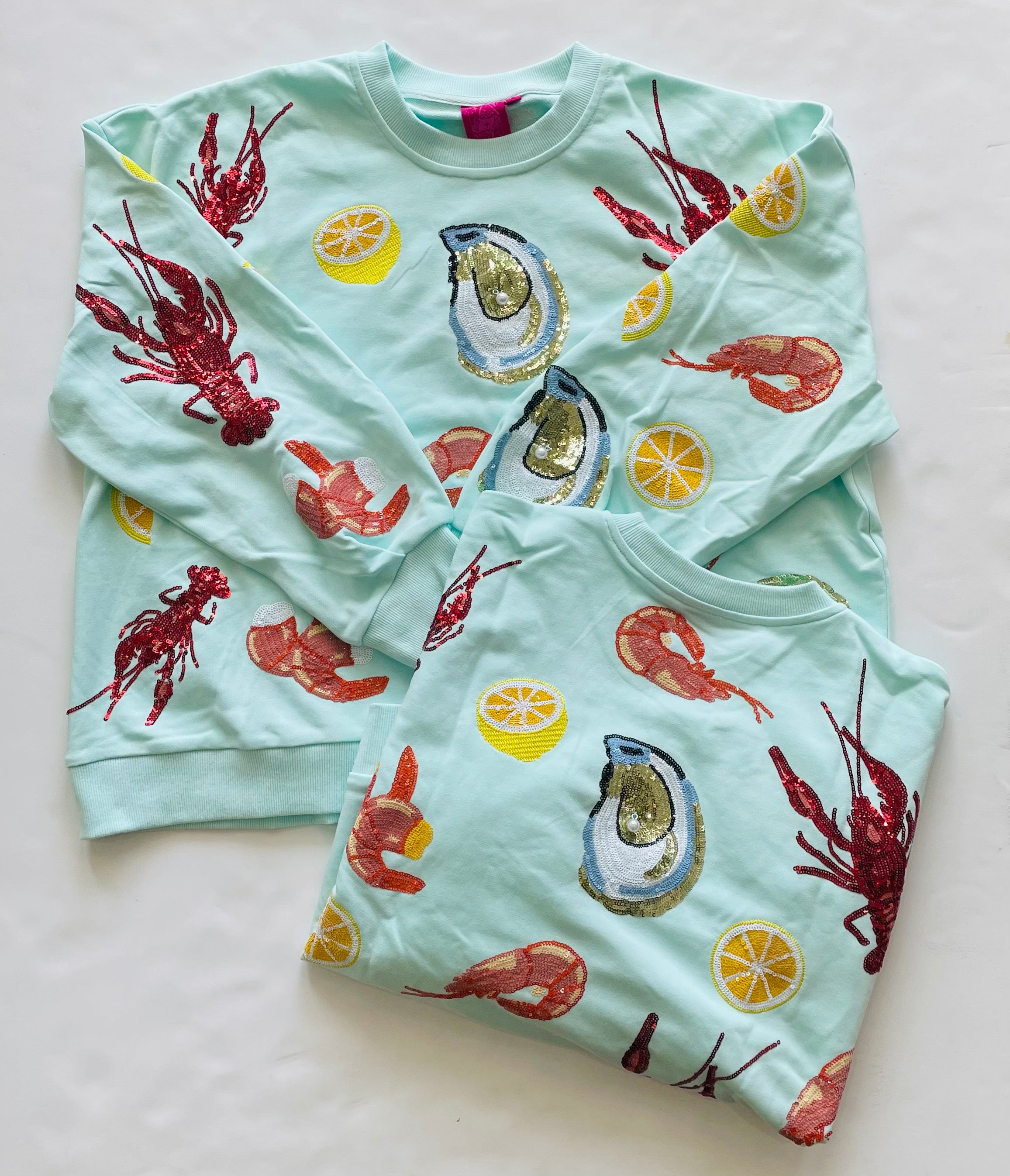 Queen of Seafood Sweatshirt in Mint