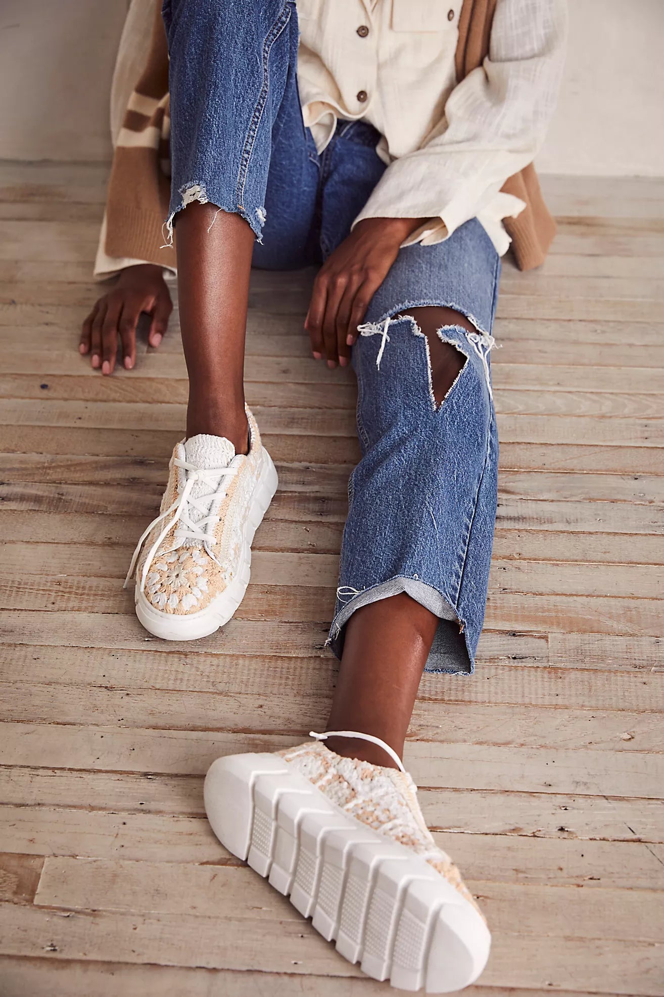 Catch Me If You Can Sneaker in Creme