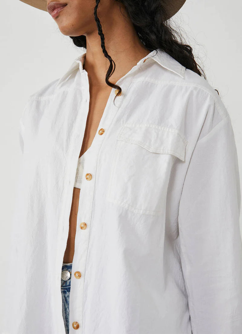Manchester Solid Button Down