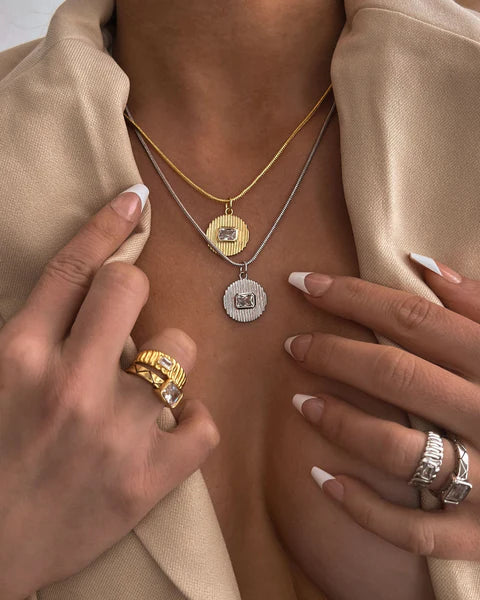 Le Signe Pendant Necklace