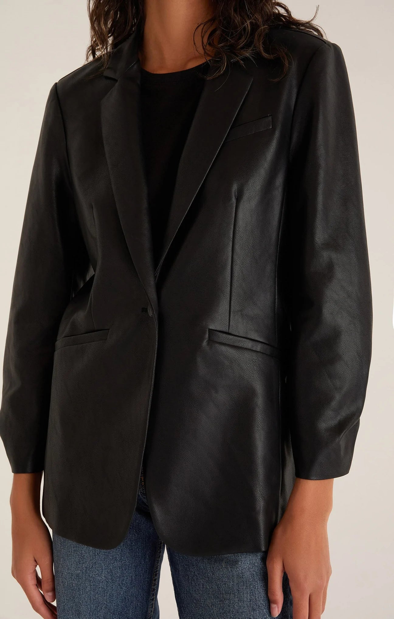 Sandelle Faux Leather Blazer in Black