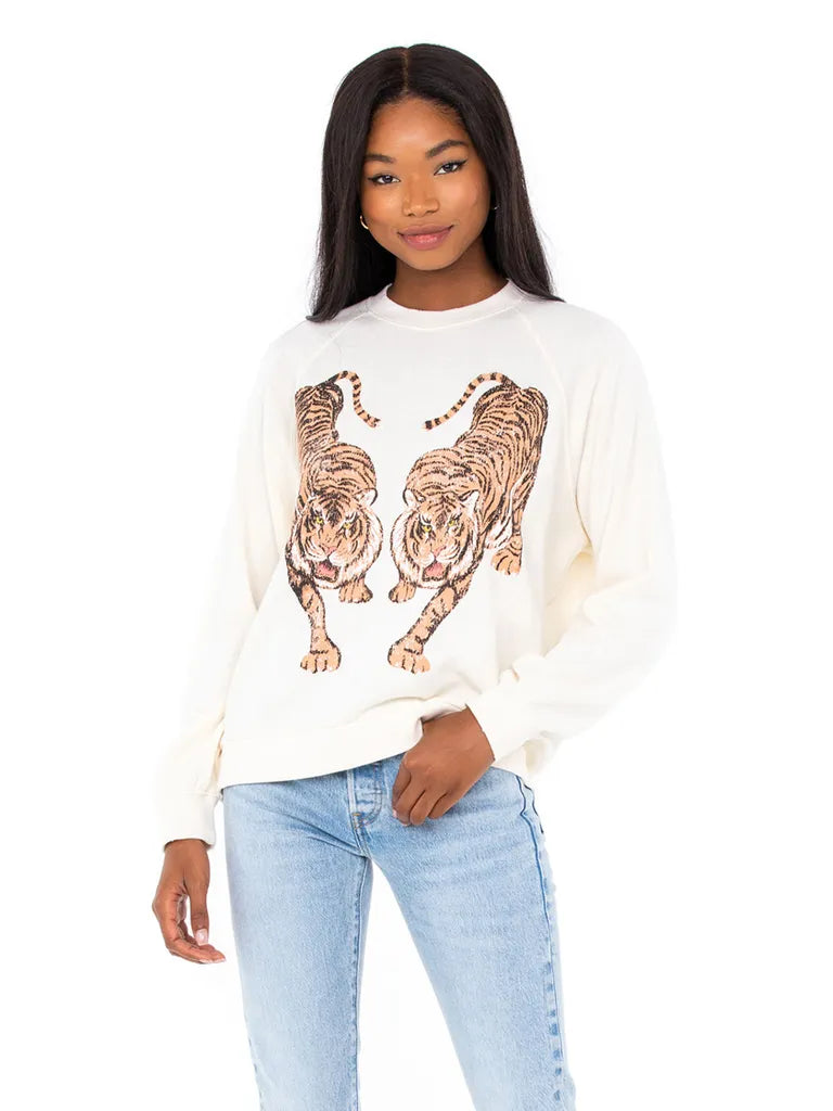 Simon Pullover in Cream Dancing Tiger Graphic